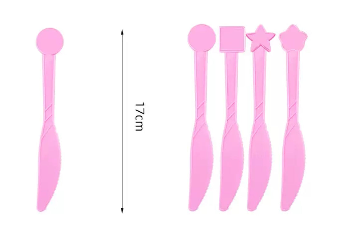 Peppa Pig Party Supplies | Complete Decoration Set for 10 or 20 Guests.